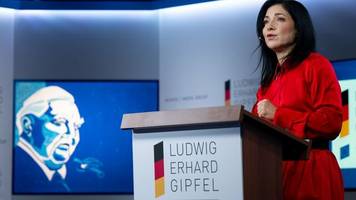 katherina reiche: die wirtschaftsministerin hat einen plan: weniger planwirtschaft