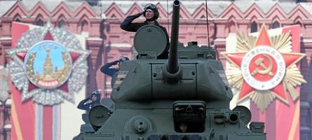 „Die Panzer kommen. Schau hin, werde Patriot!“