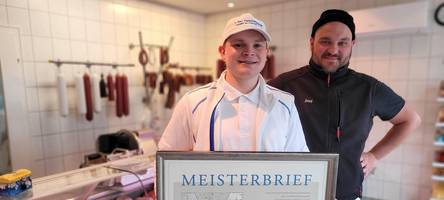 Einer von wenigen: Dieser junge Neuburger ist nun Metzgermeister
