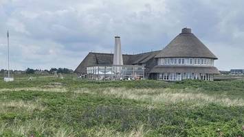 Sylt: Sturmhaube überrascht Gäste – „Was steht da in den Dünen?“