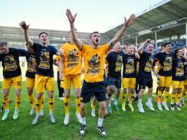 3. Liga: Dynamo Dresden und Arminia Bielefeld feiern Aufstieg