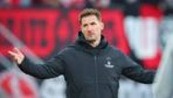 2. fußball-bundesliga: klose frustriert: jetzt sitzen wir wieder da...