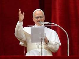 Erstes Sonntagsgebet in Rom: Papst Leo XIV. mahnt: Nie wieder Krieg!