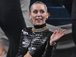 Reaktion auf Gerüchte: Miley Cyrus streitet Probleme mit ihrer Familie ab