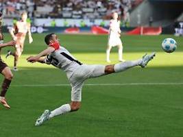 St. Pauli kurz vor Klassenerhalt: Frankfurt vergibt Matchball zur Champions-League-Quali