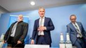 AfD und Verfassungsschutz: Höcke und Urban legen Gutachten gegen Beobachtung vor