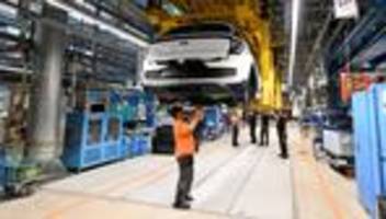 Autoindustrie : Arbeiter der Kölner Ford-Werke streiken erstmals