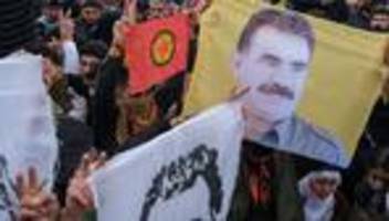 Kurdenkonflikt: Endet mit PKK-Auflösung der Kurdenkonflikt in der Türkei?
