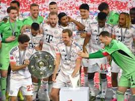 Fliegen ins Trainingslager: Party-Trip der Meister-Bayern hat Geschmäckle