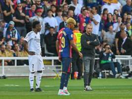 Job ist noch nicht erledigt: Hansi Flick spricht vor Barça-Titel eine letzte Warnung aus