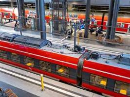 Toiletten werden bemängelt: Fahrgäste nerven dreckige Züge bei der Bahn