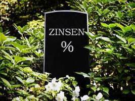 Zinsen aufs Tagesgeld: Bei 52 Banken schauen Sparer in die Röhre