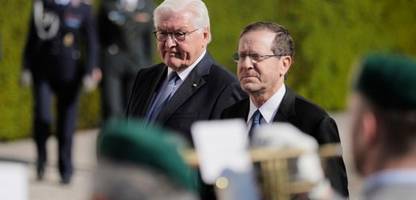 Israels Präsident Isaac Herzog in Berlin: Der Außenverteidiger