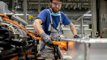 ifo-umfrage: deutsche industrie büßt im wettbewerb an schlagkraft ein
