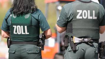 Zoll: Weshalb Finanzminister Klingbeil tausende bewaffnete Beamte braucht