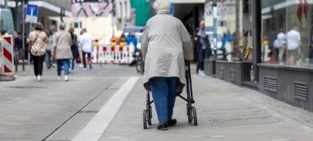 Bas will Beamte in die Rentenkasse holen