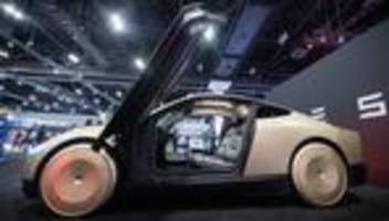 autonome taxis: us-verkehrsbehörde zweifelt robotaxi-pläne von elon musk an