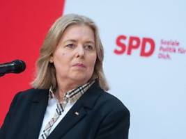 Kein Beamter muss Angst haben: SPD-Fraktionsvize Schmidt verteidigt Bas' Rentenversicherungs-Vorstoß