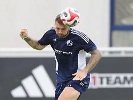 schalke-arena statt regionalliga: pierre-michel lasogga könnte noch einmal in den profi-fußball zurückkehren