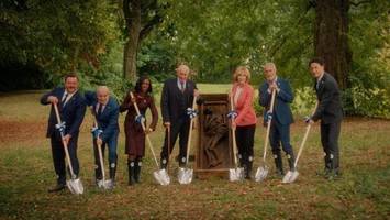 staatschefs allein im wald: die filmsatire „tanz der titanen“