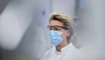 corona: von der leyens aussage zu sms mit pfizer-chef laut gericht unplausibel