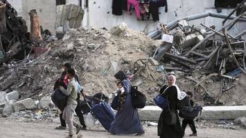 67 Ex-Geiseln fordern Netanjahu in offenem Brief zu Deal auf