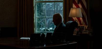 joe-biden-enthüllungsbuch: wurde sein niedergang systematisch verheimlicht?