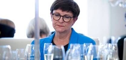 Saskia Esken: Scheidende SPD-Chefin beklagt »Jagd« auf ihre Person