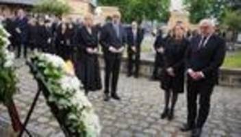 holocaust-zeitzeugin: trauerredner würdigen lebenswerk von margot friedländer