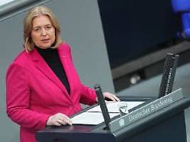Vor anstrengenden Jahren: Bas kündigt hartes Vorgehen gegen Sozialleistungsbetrug an