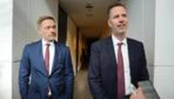 Parteitag der FDP: FDP wählt auf Bundesparteitag neue Parteiführung