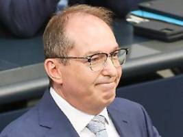 Bundestag auf Betriebstemperatur: Dobrindt schafft es, dass AfD, Grüne und Linke sich aufregen