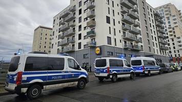 Mann sticht 85-mal auf Ex-Partnerin ein: Anklage wegen Mordes