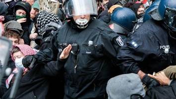 Dobrindt verurteilt Gewalt bei Nakba-Demo am Südstern