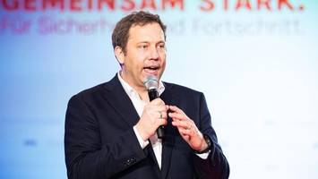 Klingbeil an Lies: „Mach das bitte im ersten Wahlgang”