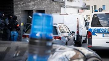 Schlag gegen WhatsApp-Betrüger: Masche brachte Hunderttausende ein