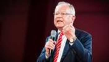 zuwanderung: weil: migrationspolitik ist realistischer geworden