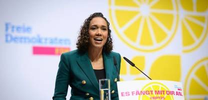 FDP: Nicole Büttner als neue Generalsekretärin dgewählt