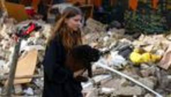 Krieg gegen die Ukraine: Russland fliegt bisher größten Drohnenangriff auf die Ukraine