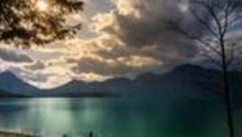 vorhersage: wechselhaftes wetter zum wochenstart in bayern