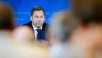 vizekanzler: spd hat laut lars klingbeil charakter als arbeiterpartei verloren