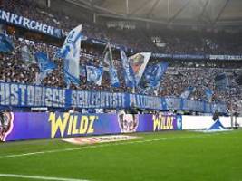 später ulmer treffer als rettung: der fc schalke stand nur ein tor vor dem absturz zu den amateuren