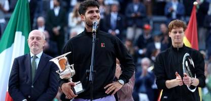 Tennis-Masters in Rom: Carlos Alcaraz gewinnt Finale gegen Jannik Sinner