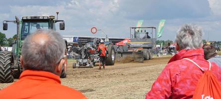 Tractor-Pulling Holzheim: „Ich hocke mich rauf, gebe Vollgas und schaue, wie weit ich komme“