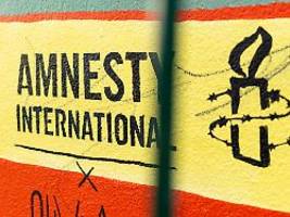 Bürgern drohen harte Strafen: Russland verbietet Amnesty International