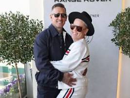 Schwerer Motocross-Unfall: Pinks Mann Carey Hart musste notoperiert werden