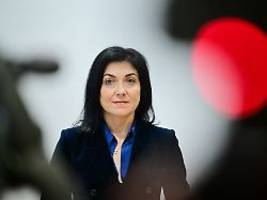 de facto betriebsverbot: wirtschaftsministerin reiche will alte gasthermen wieder zulassen