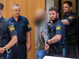 dieter s. kämpfte auch in donezk: trio wegen geplanter sabotage für russland vor gericht