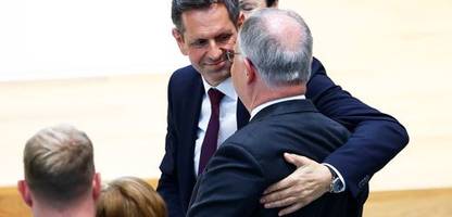 Niedersachsen: Olaf Lies als Ministerpräsident bestätigt - Nachfolge von Stephan Weil