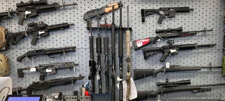Wenn der 13-Jährige von Massenmord schwärmt und die Mutter Munition kauft